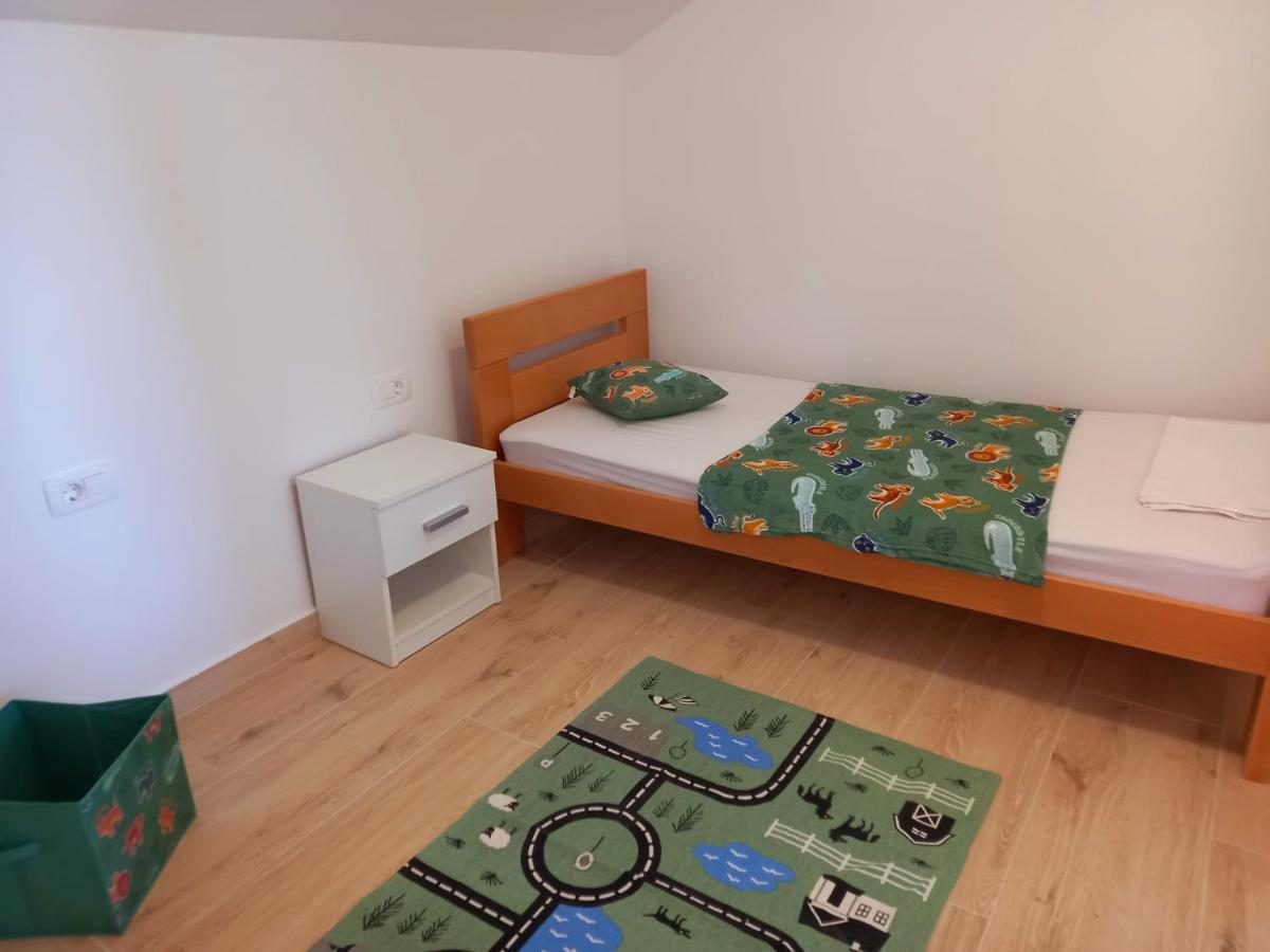 Apartman La Marija بريسبا المظهر الخارجي الصورة